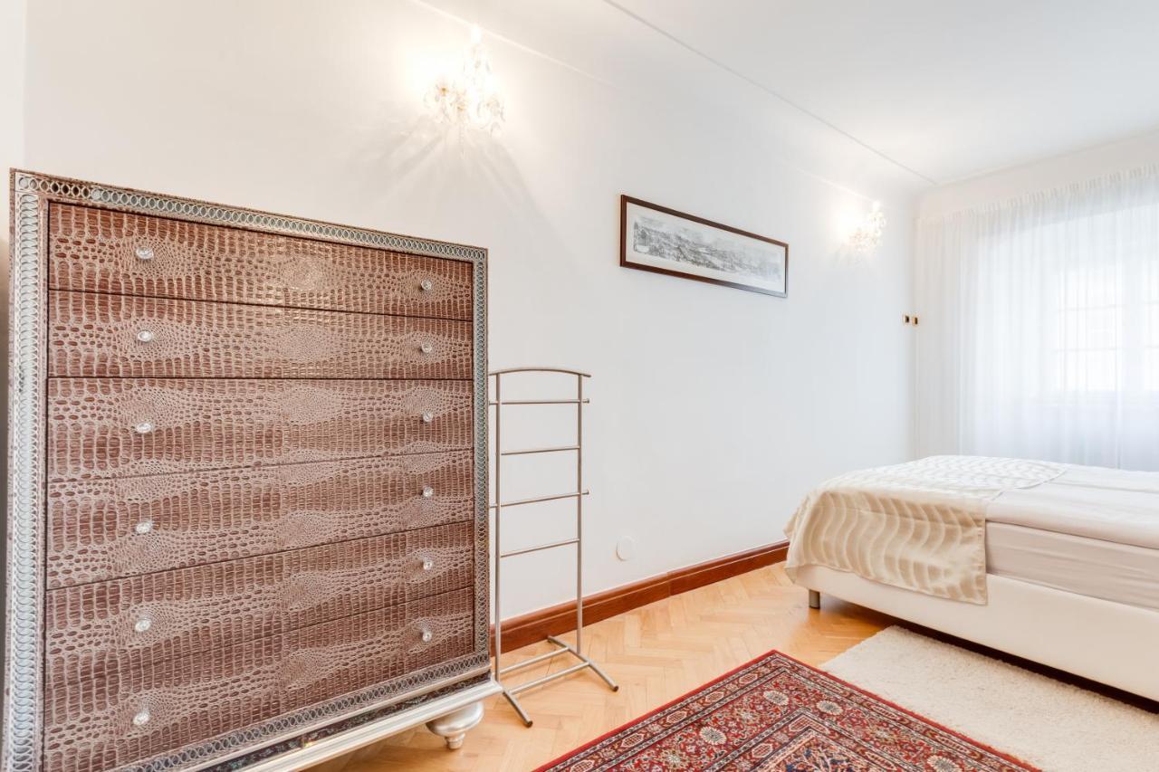 Charles Bridge Royal Apartment - Castle District Prague Extérieur photo