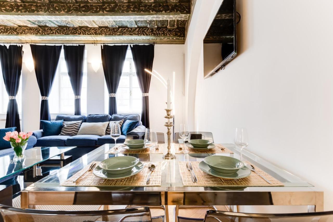 Charles Bridge Royal Apartment - Castle District Prague Extérieur photo